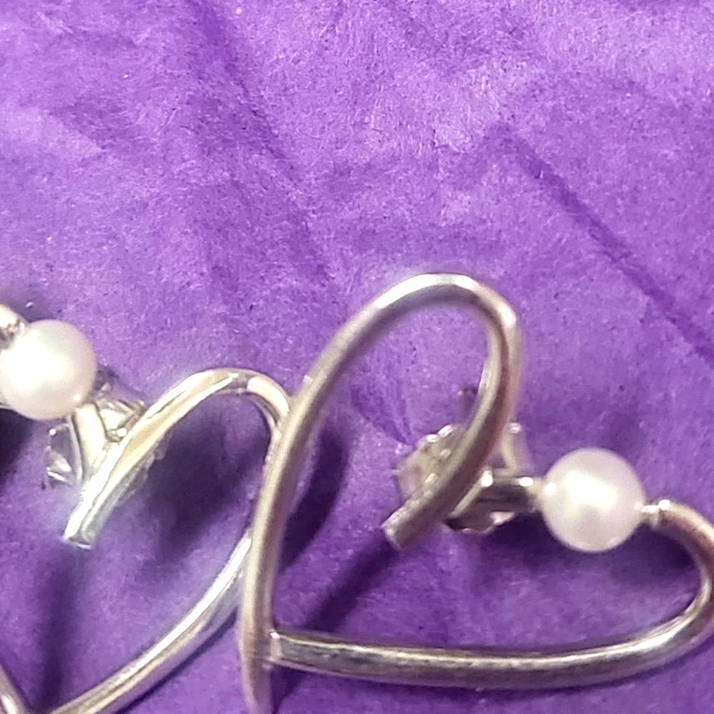 Fredrick Duclos sterling and pearl earrings.